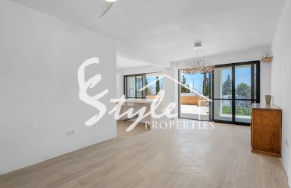 Resale - Village house - Los Montesinos - La Herada