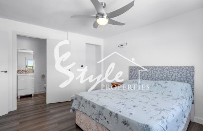 Resale - Village house - Los Montesinos - La Herada