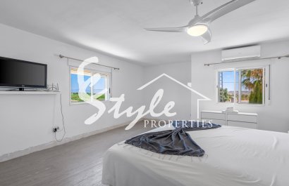 Resale - Village house - Los Montesinos - La Herada