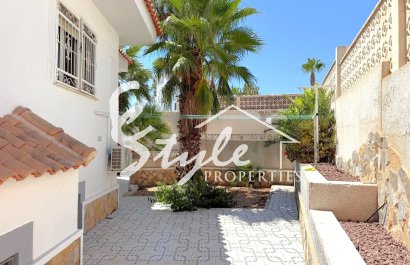 Reventa - Villa - San Miguel De Salinas - BLUE LAGOON