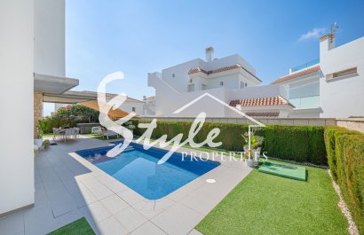 Reventa - Villa - Ciudad Quesada - Lo pepin