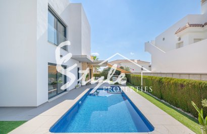 Reventa - Villa - Ciudad Quesada - Lo pepin