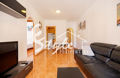 Resale - Apartament  - Torrevieja - Playa de los locos