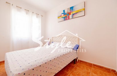Resale - Apartament  - Torrevieja - Playa de los locos