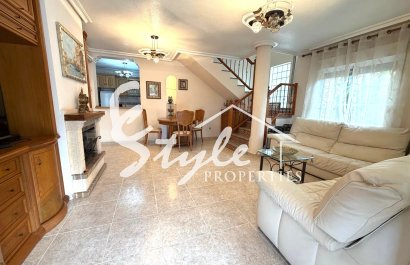 Resale - Villa - Orihuela-Costa - Villamartin