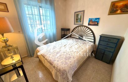 Resale - Villa - Orihuela-Costa - Villamartin