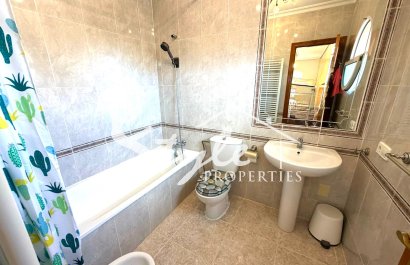 Resale - Villa - Orihuela-Costa - Villamartin