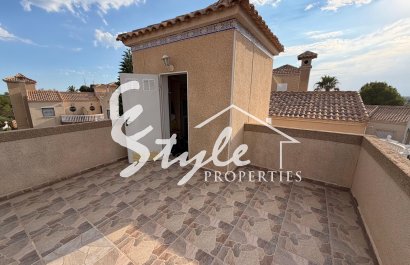 Resale - Villa - Orihuela-Costa - Villamartin