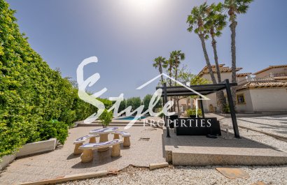 Resale - Villa - Playa Flamenca
