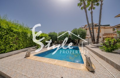 Resale - Villa - Playa Flamenca