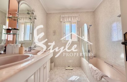 Reventa - Villa - Ciudad Quesada - Centro de la Ciudad Quesada