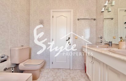 Reventa - Villa - Ciudad Quesada - Centro de la Ciudad Quesada