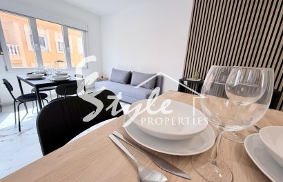 Resale - Apartament  - Torrevieja - Playa del Cura