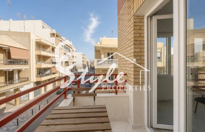Resale - Apartament  - Torrevieja - Playa del Cura