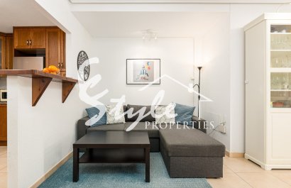 Resale - Apartament  - Torrevieja - Aguas Nuevas