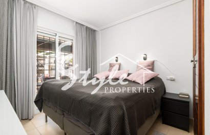 Resale - Apartament  - Torrevieja - Aguas Nuevas