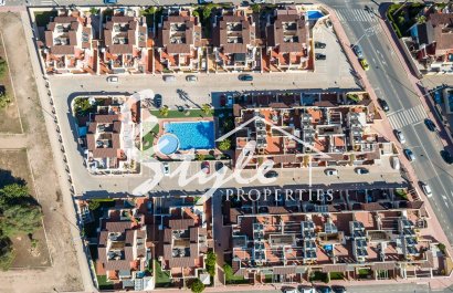 Resale - Apartament  - Torrevieja - Aguas Nuevas