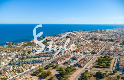 Resale - Apartament  - Torrevieja - Aguas Nuevas