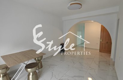 Resale - Apartament  - Torrevieja - Acequion
