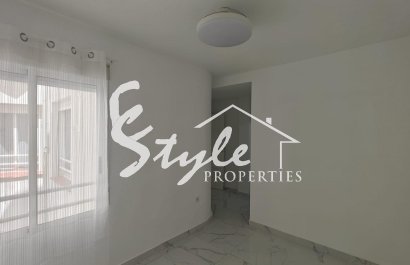 Resale - Apartament  - Torrevieja - Acequion