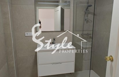 Resale - Apartament  - Torrevieja - Acequion