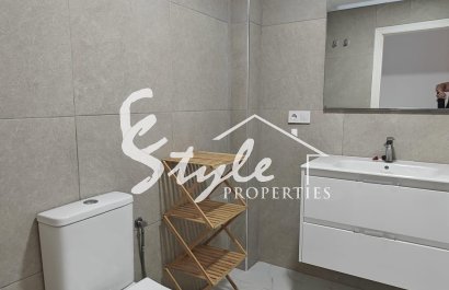 Resale - Apartament  - Torrevieja - Acequion
