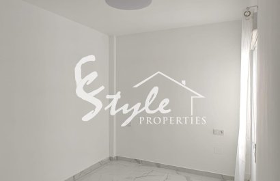 Resale - Apartament  - Torrevieja - Acequion