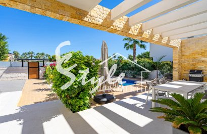 Reventa - Villa - Ciudad Quesada - Doña Pena