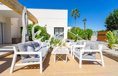 Reventa - Villa - Ciudad Quesada - Doña Pena