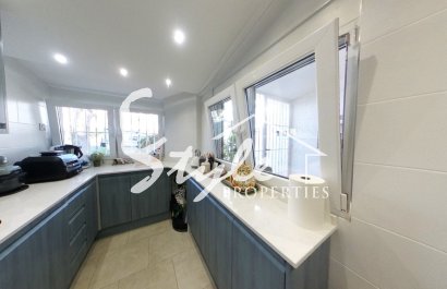 Resale - Townhouse - Villamartín - Orihuela Costa
