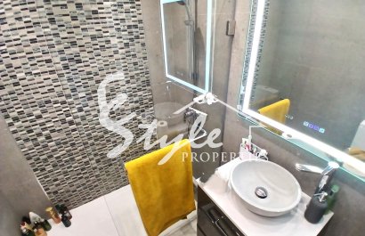 Resale - Townhouse - Villamartín - Orihuela Costa