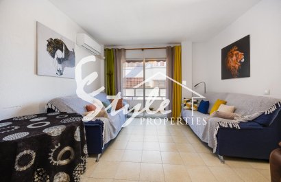 Вторичное жилье - Квартира - Torrevieja - Playa del Acequión