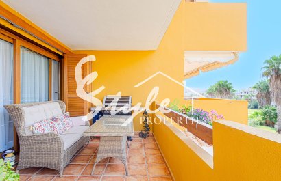 Resale - Apartament  - Punta Prima