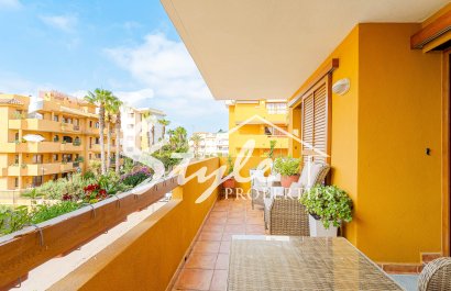 Resale - Apartament  - Punta Prima