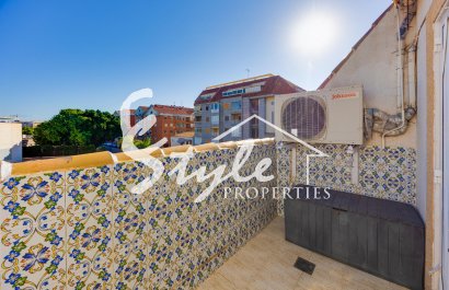 Resale - Apartament  - Torrevieja - Playa del Acequión