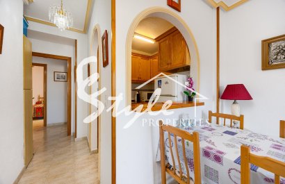Resale - Apartament  - Torrevieja - Playa del Acequión