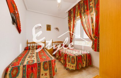 Resale - Apartament  - Torrevieja - Playa del Acequión
