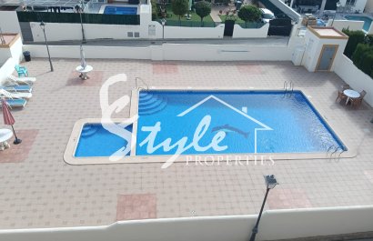 Reventa - Apartamento - Los Montesinos - Urbanizacion montesol