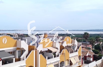 Reventa - Apartamento - Los Montesinos - Urbanizacion montesol