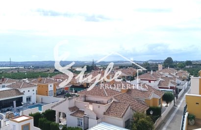 Reventa - Apartamento - Los Montesinos - Urbanizacion montesol