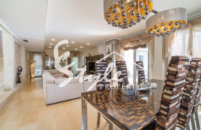 Resale - Villa - Torrevieja - Torre la mata