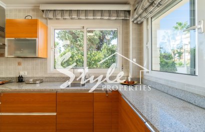 Resale - Villa - Torrevieja - Torre la mata