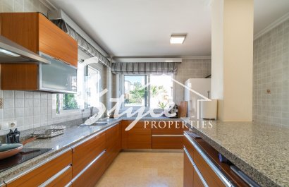 Resale - Villa - Torrevieja - Torre la mata