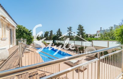 Resale - Villa - Torrevieja - Torre la mata
