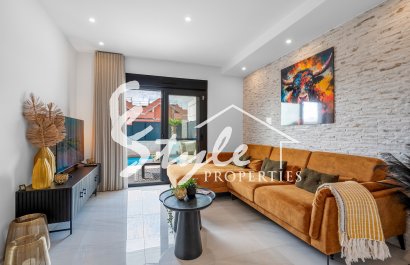 Resale - Villa - Villamartín - Orihuela