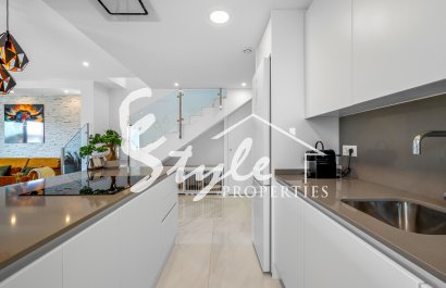 Resale - Villa - Villamartín - Orihuela