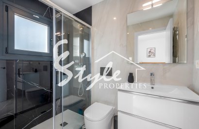 Resale - Villa - Villamartín - Orihuela