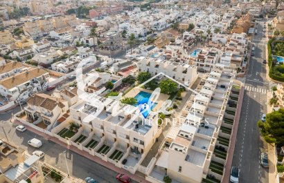 Вторичное жилье - Таунхаус - Torrevieja - Торревьеха