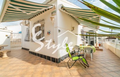 Resale - Villa - Orihuela-Costa - La Florida