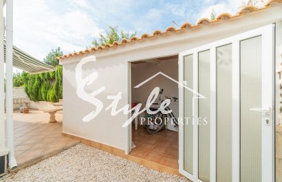 Resale - Villa - Orihuela-Costa - La Florida